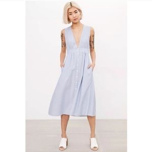 UO // Plunging Button Down Midi Dress🌛